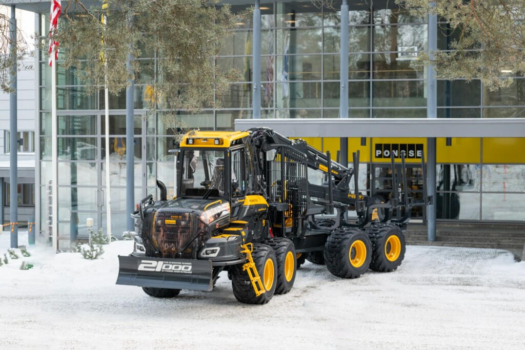 21 000 PONSSE mets kone Scheff Logging Trucking Inc lle 